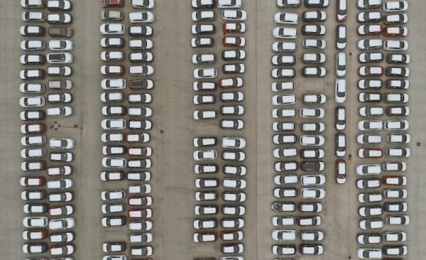 How to become an auto dealer